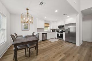 New Ace Cottage - King Bed - Loft - Sports Complex - 8