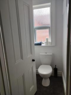 Victorian House with 4 Bedrooms 9 Beds 13 Guests 2 Bathrooms Parking - 4