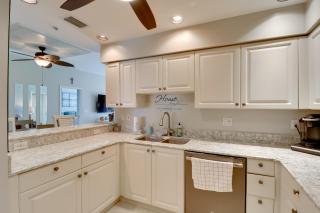 Waterfront Punta Gorda Condo with Pool Access! - 2