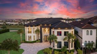 Luxurious 9 Bedroom Oasis at Reunion Resort - 0