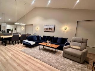 Luxury Villa in Golden Circle with hot tub - 9