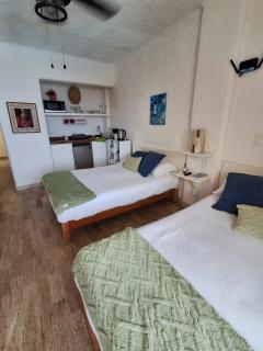 Stylish Suite with Beach Access - 6