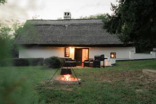 Balaton Cottage - Your Hide Away - 9