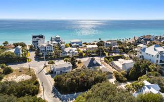 Holzworth House by Oversee 30A - 9