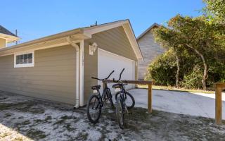 Holzworth House by Oversee 30A - 1