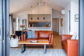 Mountainlight Escape - With Lake and Alpine Views - 7