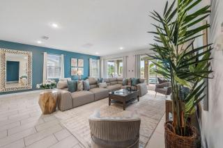 Homely 9 Bdrm Villa with Games Room at Encore - 7