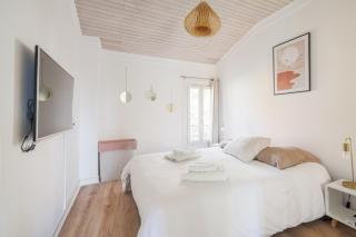 Charming 2-Bedroom with Sea View 150m from Monaco - 8