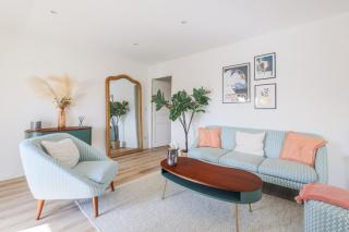 Charming 2-Bedroom with Sea View 150m from Monaco - 2