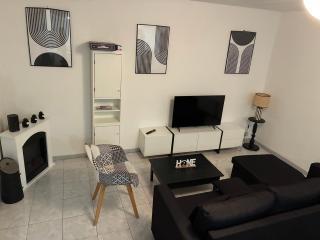 Grande maison familiale à médis 17600 - 2