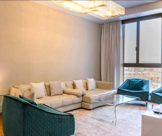 Luxury Stays in Aeon Towers - Sheikh Zayed - 4