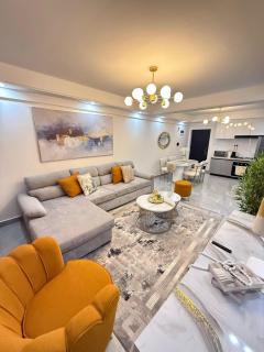 Beautiful 2 Bedroom apartment offering comfort, convenience, views and so much more! - 7