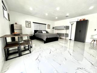 Lovely and Private Studio - 5