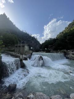 Neelam Water View Hotel - Kundālshai - 6