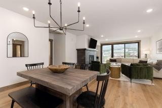 Big Sky Base Camp Fireplace Views & Hot Tub - 1