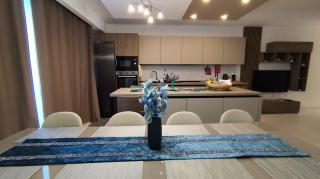 Stylish Getaway Holiday Apartment - 7