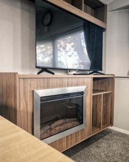 L&C Primrose field - 4