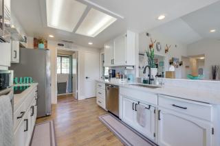 Scenic Yosemite Lakes Escape with Community Perks! - 7