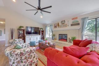 Scenic Yosemite Lakes Escape with Community Perks! - 6