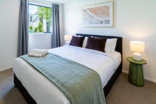 2 BR Home, Walk to City & Stadium - 2