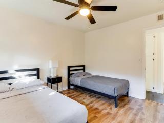 5 Bedroom Charmer in Granada Hills - 3