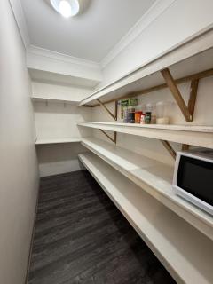 Modern Family Retreat in the Heart of Brabham - 9