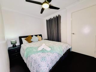 Modern Family Retreat in the Heart of Brabham - 4