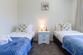 Halswell Quarry - Walk and Explore - 3 bed - 1