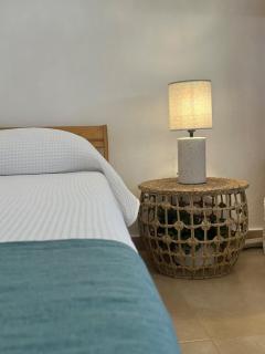 Front Beach Villa, Pool & Basket - 2