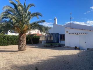 Casa con piscina y barbacoa - 4