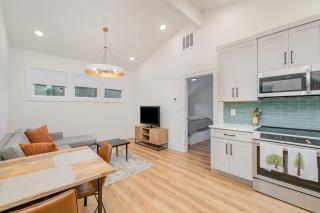 Modern 12 South Loft Walk to Shops Eats & Coffee - 5