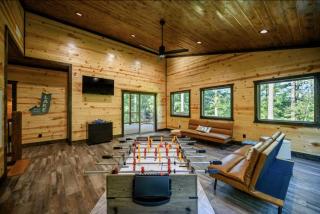 Private Luxury Cabin - Hot Tub - Fire Pit - Game Room - 7