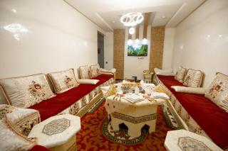 Elegant Apartment with Moroccan Charm - 2