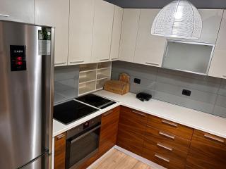 Central Economic Bazaar Apartment - Tirana - 7