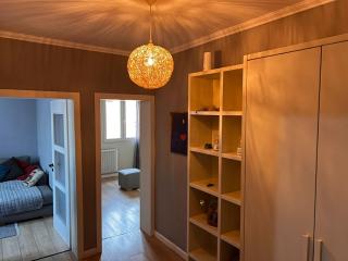 Central Economic Bazaar Apartment - Tirana - 3