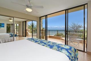 Paki Maui 424 · PM424 BeachFront 2BD w Ocean View - 0