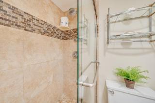 Koa Resort 3J · KOA 3J Remodeled 3BD w AC Pool Near Sandy Beach - 4