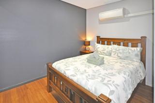 Substantial Studio 1x1 - 6