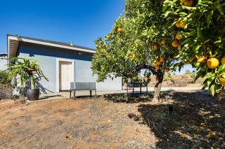 Hike, Sip and Explore Couples Retreat in Fallbrook - 8