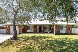 Bayside - Serene Haven near the Town Centre and Beach - 5