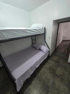 Departamento céntrico, moderno de 2 habitaciones frente al Estadio Modelo y coliseo, cerca del Aeropuerto de Guayaquil - Guayaquil - 6