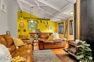 Treetop Sanctuary - Serene Cottage near Mount Lofty - 9