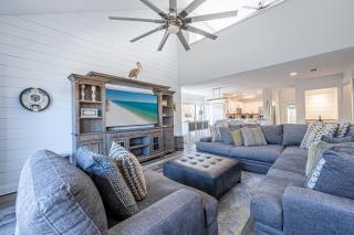 Beachwalk Villa 5202 - 1