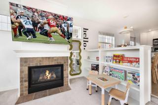 Rare 2BR Modern Urban Escape Free Parking - 2