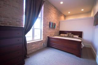 Amazing Wicker Park Penthouse with Skyline Views - 1