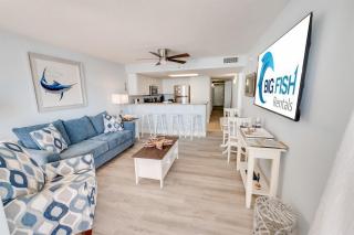 NEW Baywatch Renovated w Direct Oceanfront Views! - 8