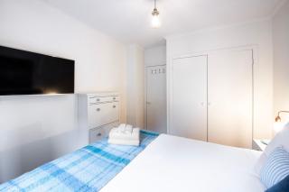 Southbank Gallery Stay with Pool & Tennis - 1