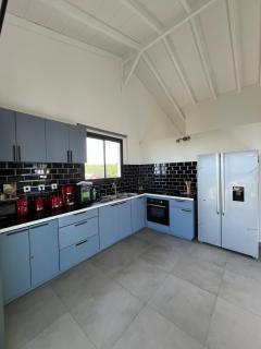 Vue Mer Panoramique, Grande Terrasse Privée, Plage à 10 Min - 5