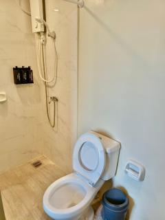 Sunrise Seaview Studio near AYALA - Cebu City - 6