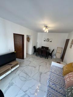 Playa grande - frente al mar - apto jovenes - Mar del Plata - 2